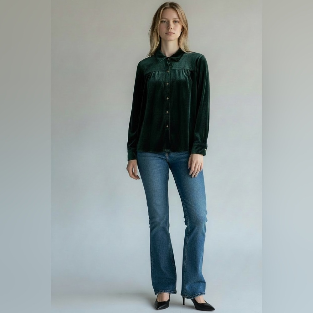 2/$30 SHEIN Velour  Emerald Green Button Down Long Sleeve Blouse Top SZ 6